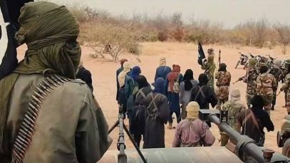 djihadiste-assassinat-video-dement-mort-tuerie-amadou-koufa-kouffa-terroriste-islamiste-droukdel-aqmit-interview-mali-peulh-mujao